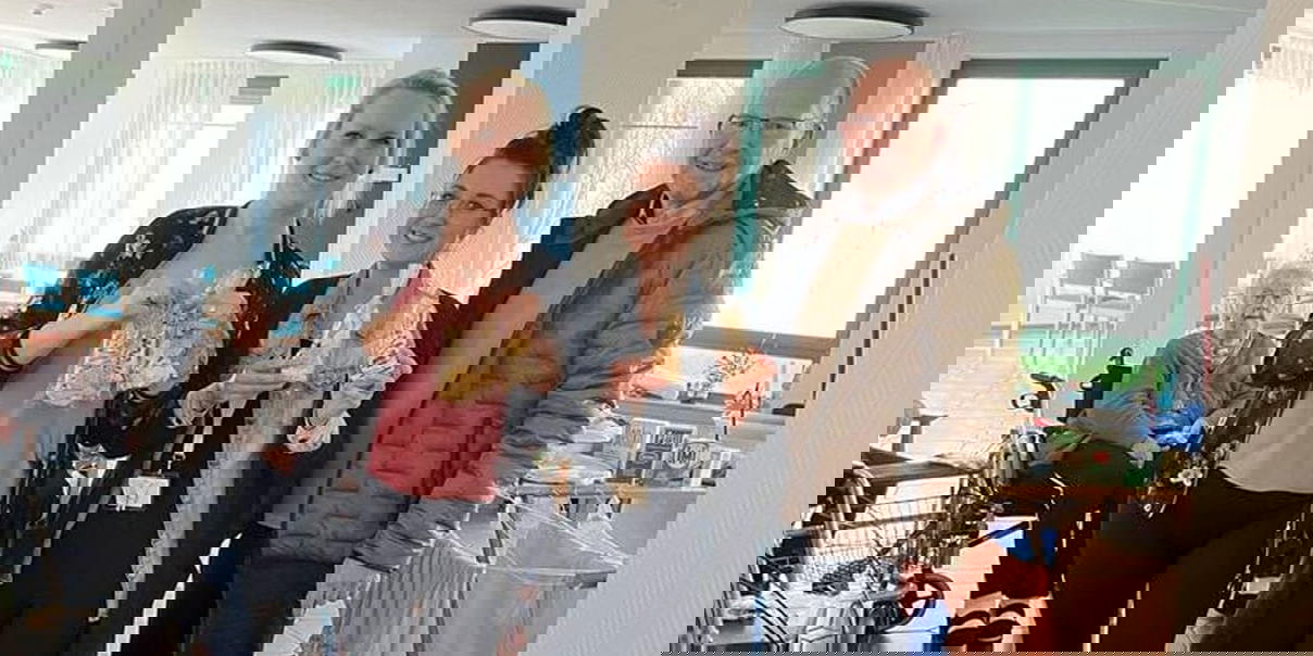 Easter cookies volunteering Purmo Germany_1090x650